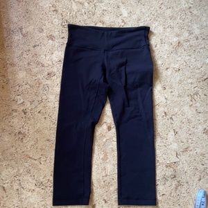 Lulu capri leggings